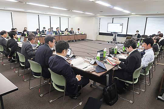 【厚労省】医薬品安定供給の部会新設－「供給確保薬」指定を審議